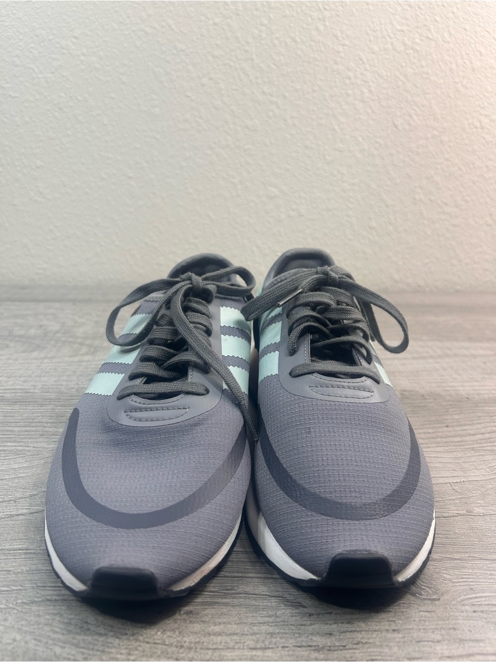 Adidas Gray & Mint Women's Running Sneakers Athletic Shoes Size 8 - Picture 7 of 12